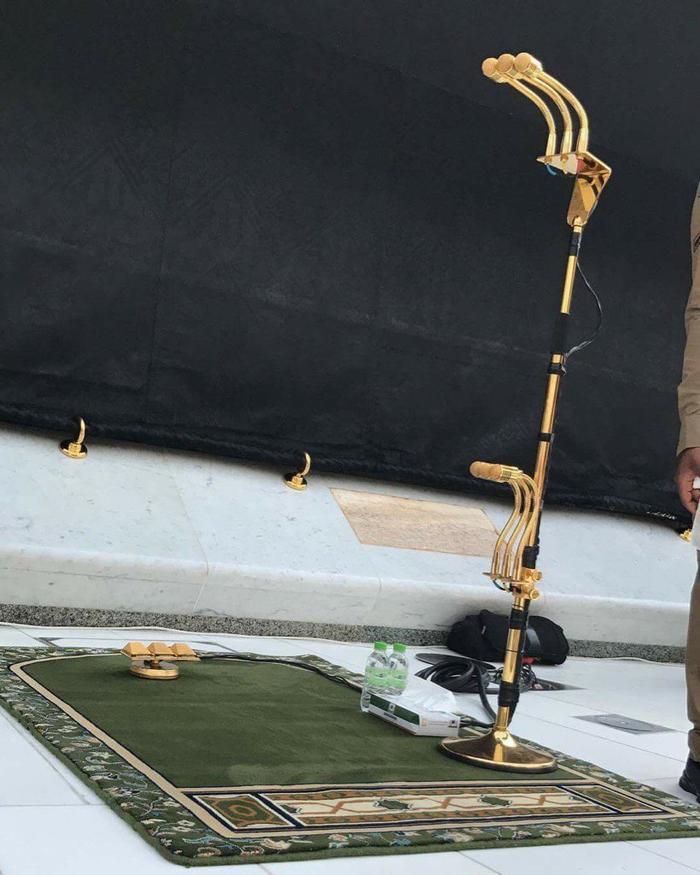 Makkah Imam - Premium Prayer Mat - Made in Madina